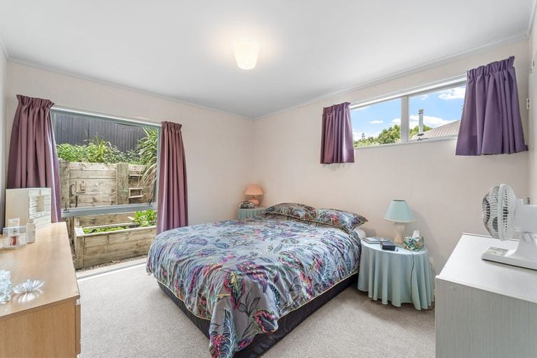 Photo of property in 69 Donald Street, Stanmore Bay, Whangaparaoa, 0932