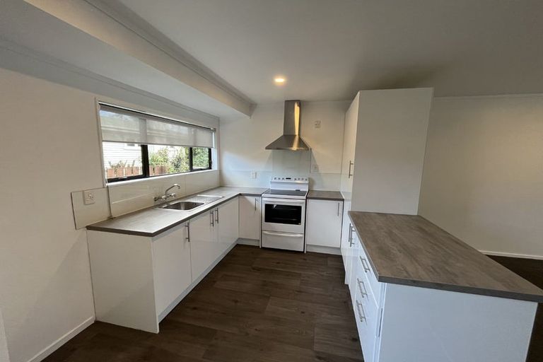 Photo of property in 5/16 South Street, Papakura, 2110