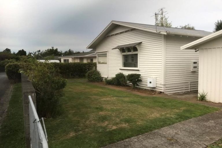 Photo of property in 98 Kelly Street, Inglewood, 4330