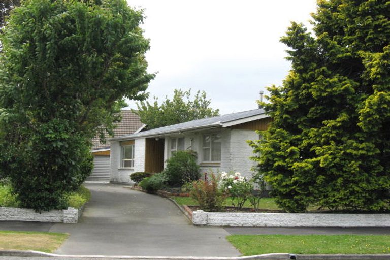 Photo of property in 26 Birkenhead Street, Avonhead, Christchurch, 8042