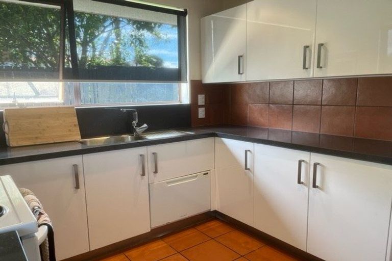 Photo of property in 2/31 Galvan Avenue, Sunnyhills, Auckland, 2010