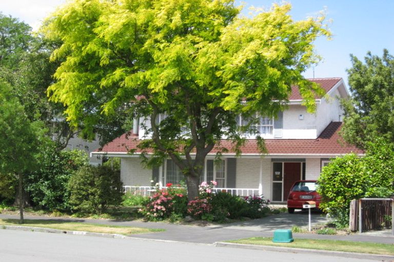 Photo of property in 40 Camberwell Place, Avonhead, Christchurch, 8042