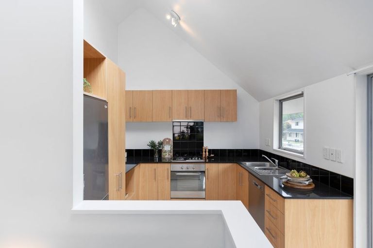 Photo of property in 1/1010 Colombo Street, St Albans, Christchurch, 8014