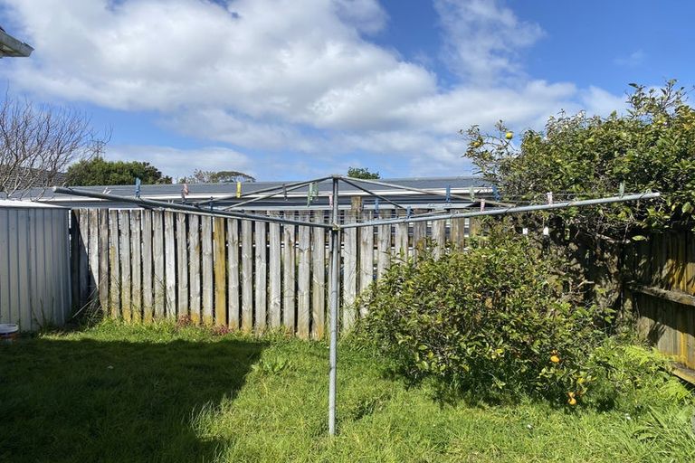 Photo of property in 2/42 Dale Crescent, Pakuranga, Auckland, 2010