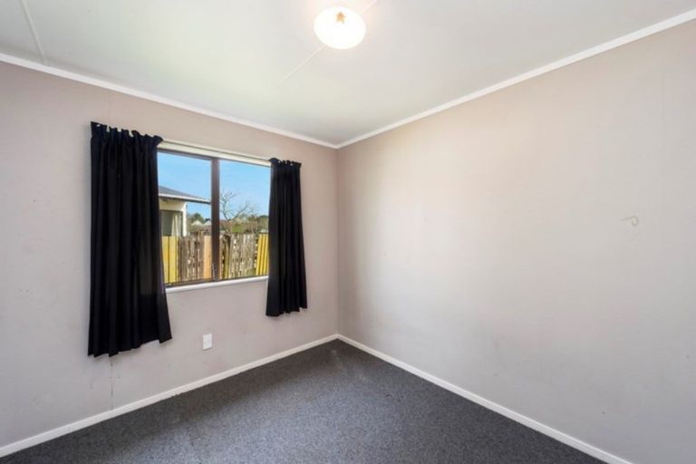 Photo of property in 32a Odlin Crescent, Nawton, Hamilton, 3200