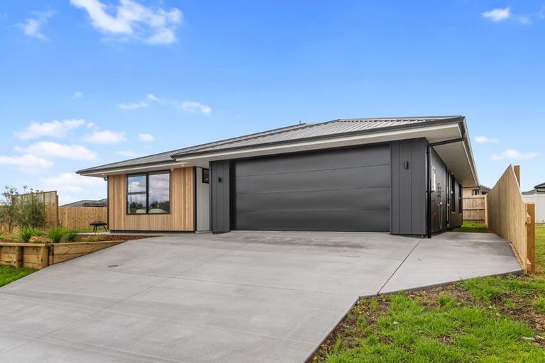Photo of property in 125 Wairau Drive, Tikipunga, Whangarei, 0112