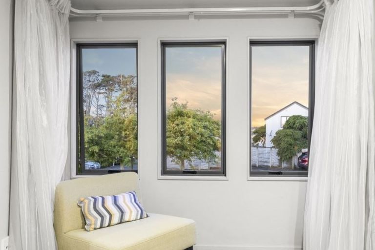 Photo of property in 11/48 Schnapper Rock Road, Schnapper Rock, Auckland, 0632