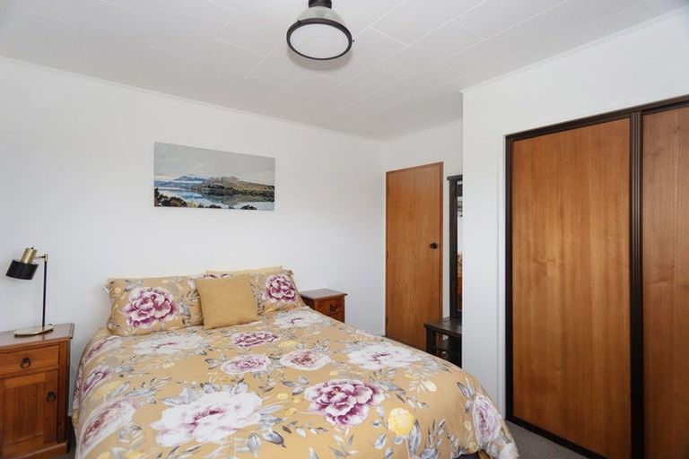 Photo of property in 15 Leven Street, South Hill, Oamaru, 9400