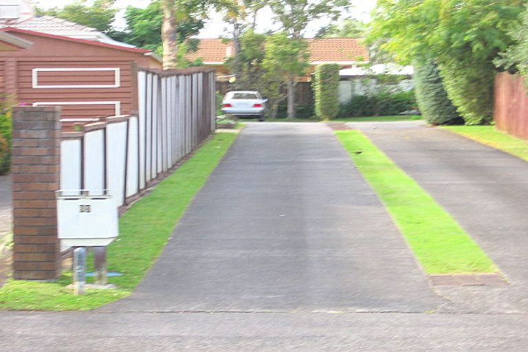 Photo of property in 1/62 Sunderlands Road, Half Moon Bay, Auckland, 2012