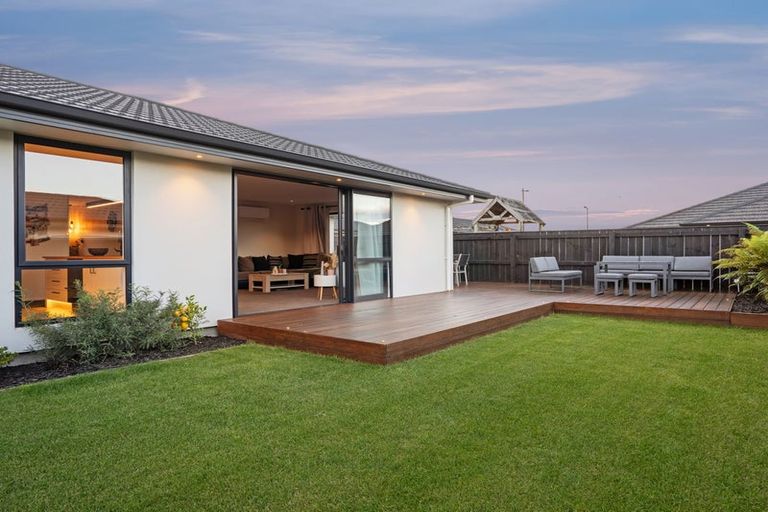 Photo of property in 28 Drayton Street, Richmond, 7020