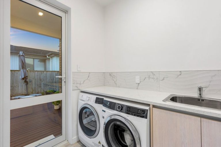 Photo of property in 47 Johns Creek Crescent, Silverdale, 0932