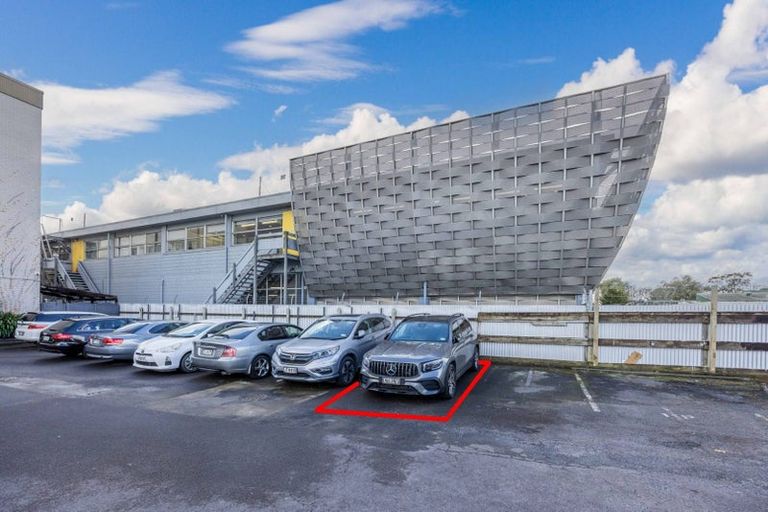 Photo of property in Eden Heights Apartments, 1m/94 Dominion Road, Mount Eden, Auckland, 1024