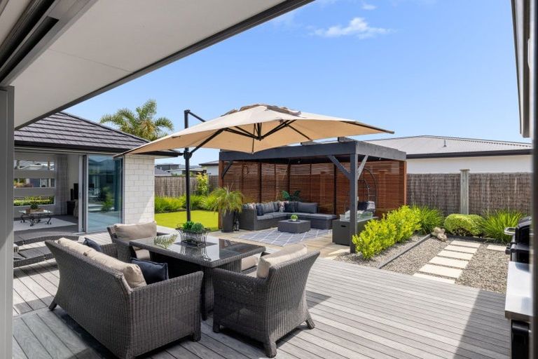 Photo of property in 71 The Boulevard, Papamoa Beach, Papamoa, 3118