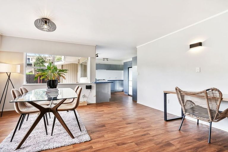 Photo of property in 16 Sierra Avenue, Te Kamo, Whangarei, 0112