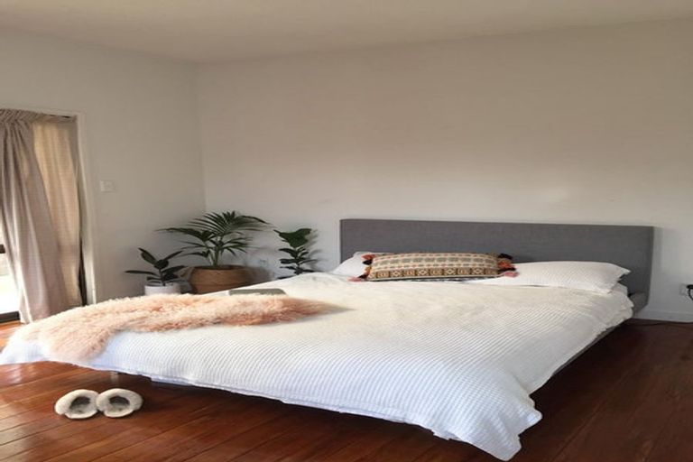 Photo of property in 97 Nile Road, Milford, Auckland, 0620