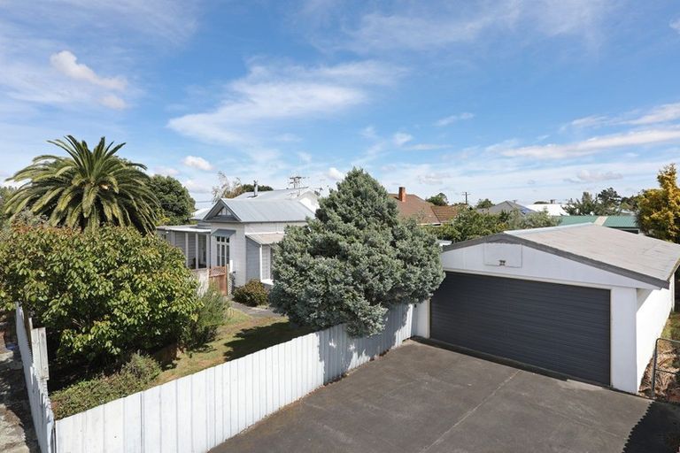 Photo of property in 30 Cuba Street, Marton, 4710