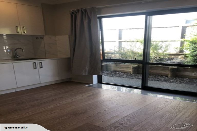 Photo of property in 57 Cheriton Road, Mellons Bay, Auckland, 2014