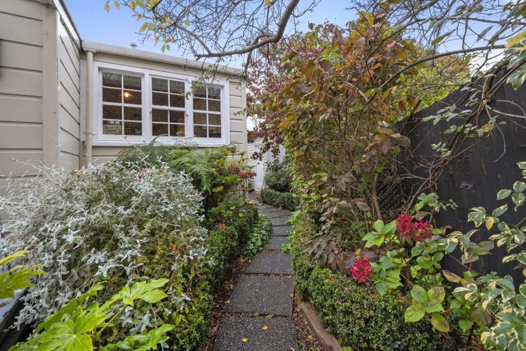 Photo of property in 89 Bridge Street, Bulls, 4818