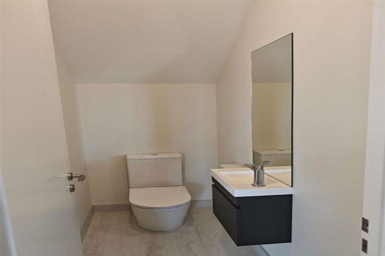 Photo of property in 8 Coopworth Street, Karaka, 2580