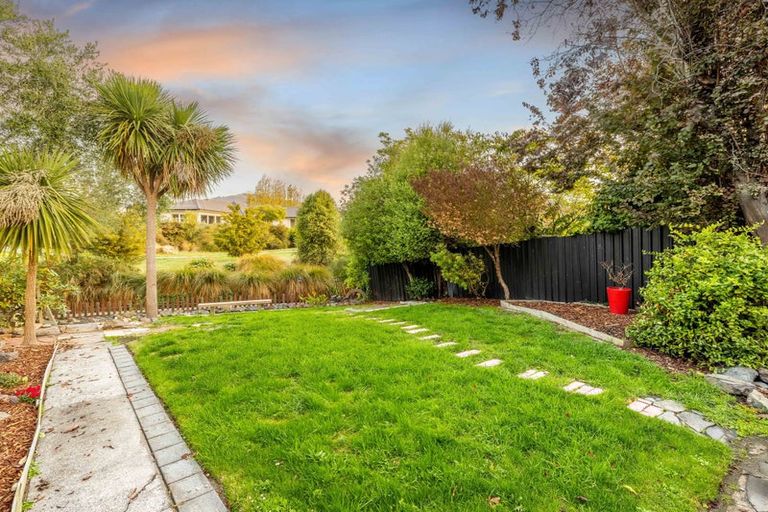 Photo of property in 9 Waiau Street, Cracroft, Christchurch, 8025