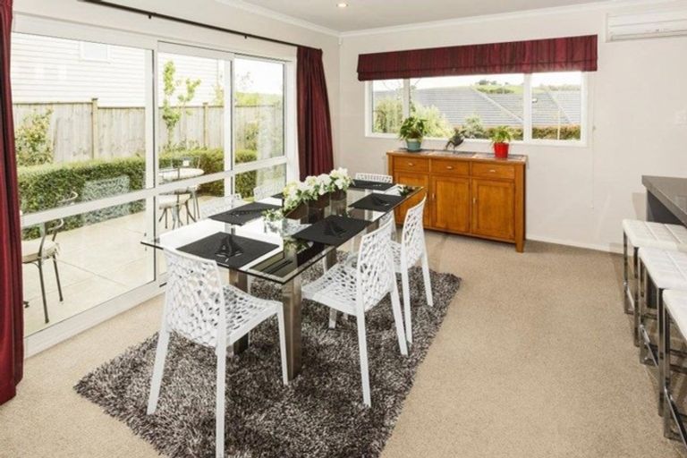 Photo of property in 239 Jeffs Road, Flat Bush, Auckland, 2016