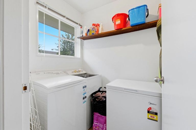 Photo of property in 3 Cowper Place, Avondale, Christchurch, 8061