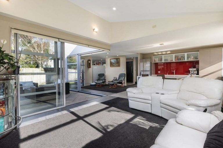 Photo of property in 102 Freyberg Street, Otumoetai, Tauranga, 3110