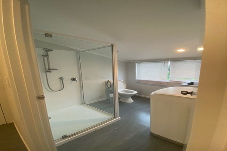 Photo of property in 92 Waimate Road North, Kerikeri, 0293