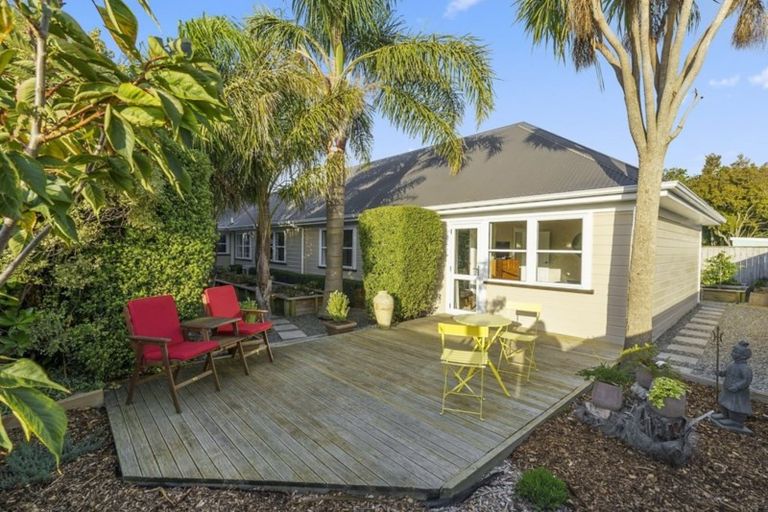 Photo of property in 105 Ferguson Street, West End, Palmerston North, 4412