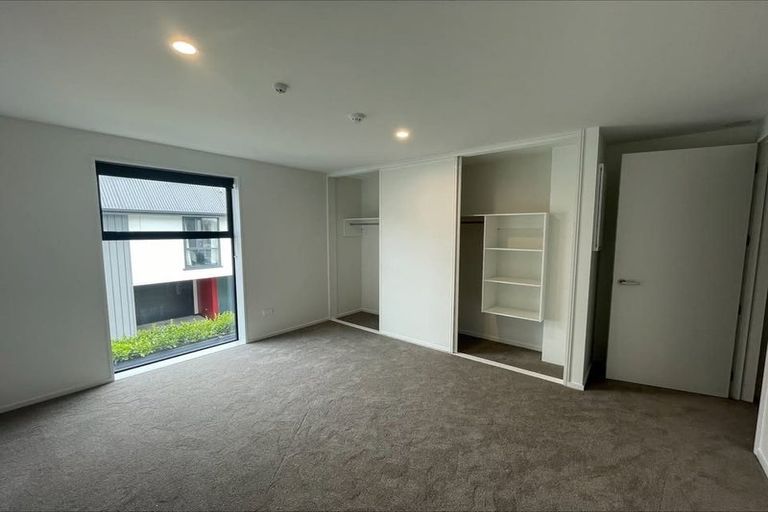 Photo of property in 2/260 Kilmore Street, Christchurch Central, Christchurch, 8011