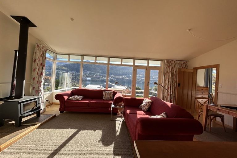 Photo of property in 407 Peninsula Road, Kelvin Heights, Queenstown, 9300