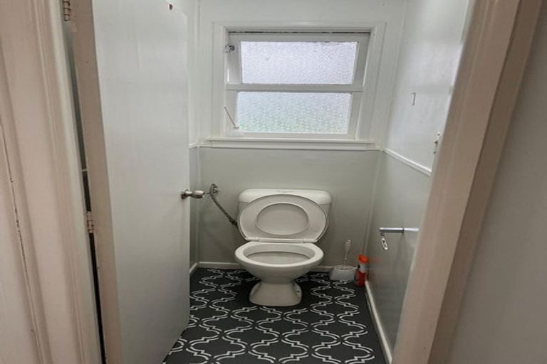 Photo of property in 22 Riverlea Road, Whenuapai, Auckland, 0618