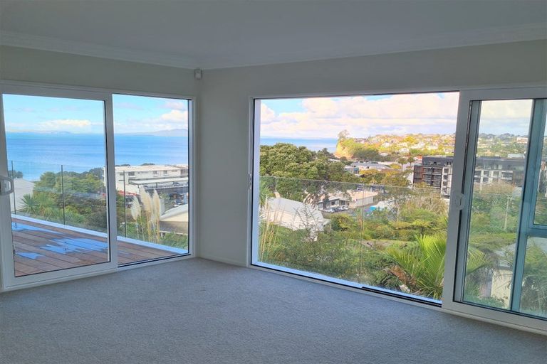 Photo of property in 1/29 Bayview Road, Browns Bay, Auckland, 0630