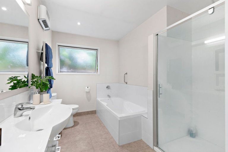 Photo of property in 62 Adamson Drive, Arrowtown, 9302