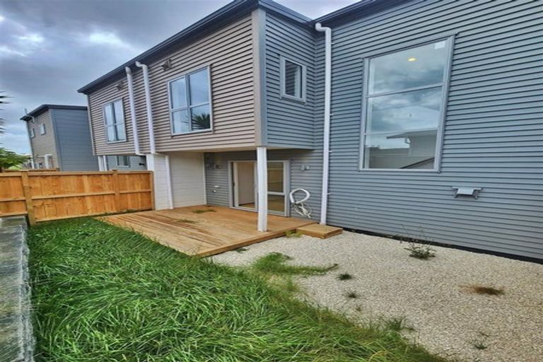 Photo of property in 3/38 Cape Road, Mangere, Auckland, 2022