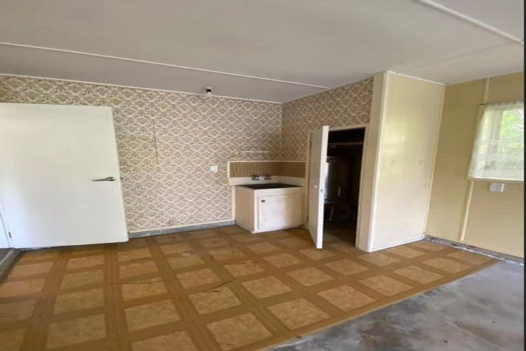 Photo of property in 2/31 Matuhi Rise, Henderson, Auckland, 0612
