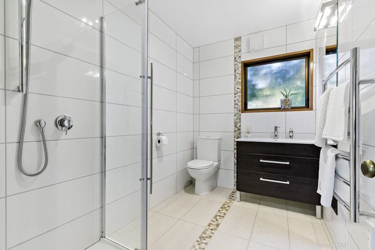 Photo of property in 20 Downing Street, Crofton Downs, Wellington, 6035