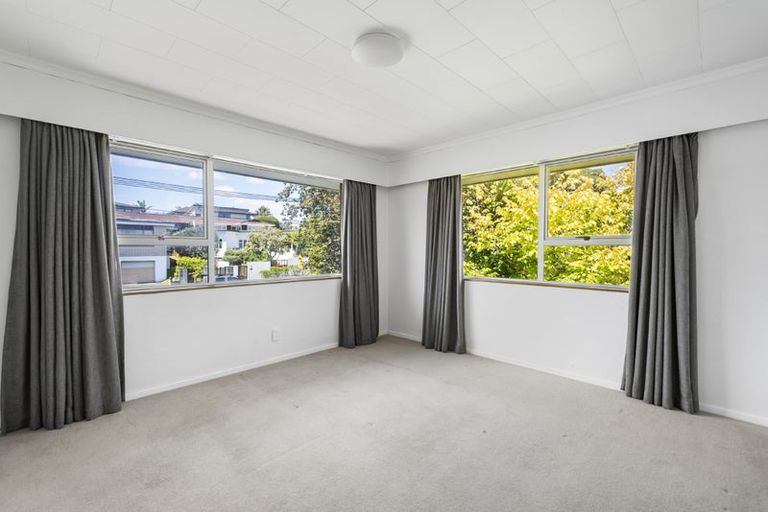 Photo of property in 1/7 Hart Road, Hauraki, Auckland, 0622