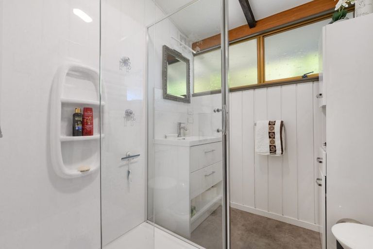 Photo of property in 8b Waikare Place, Welcome Bay, Tauranga, 3112