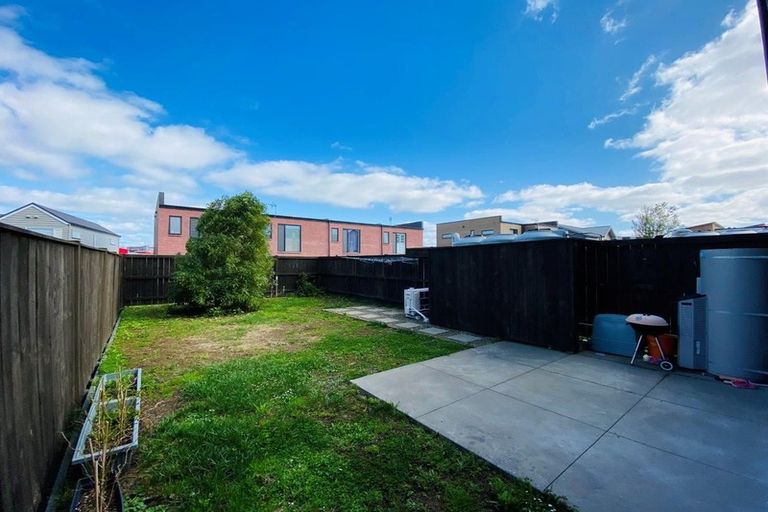 Photo of property in 16 Flounder Road, Hobsonville, Auckland, 0616