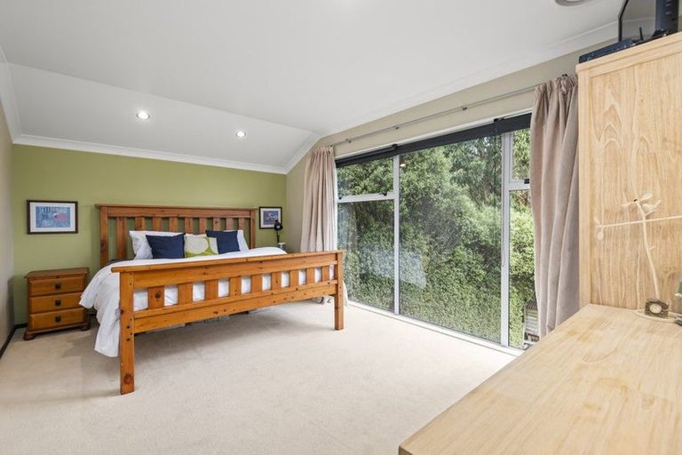 Photo of property in 40 Ruapehu Drive, Fitzherbert, Palmerston North, 4410