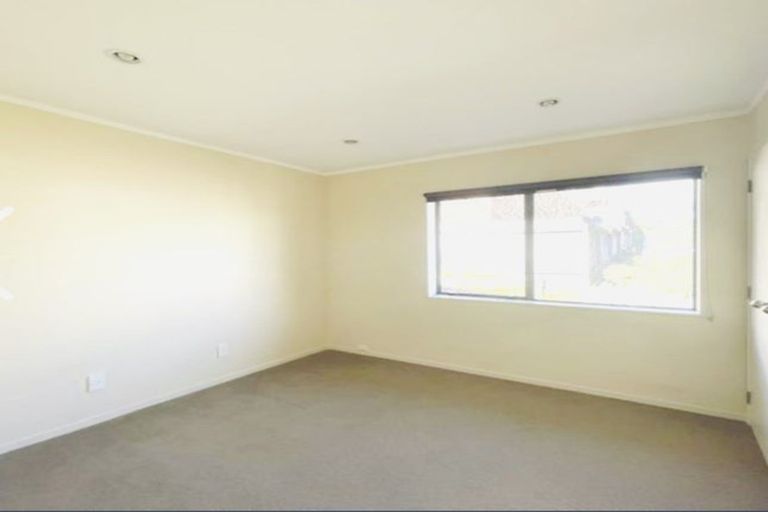 Photo of property in 1/99 Evelyn Road, Cockle Bay, Auckland, 2014