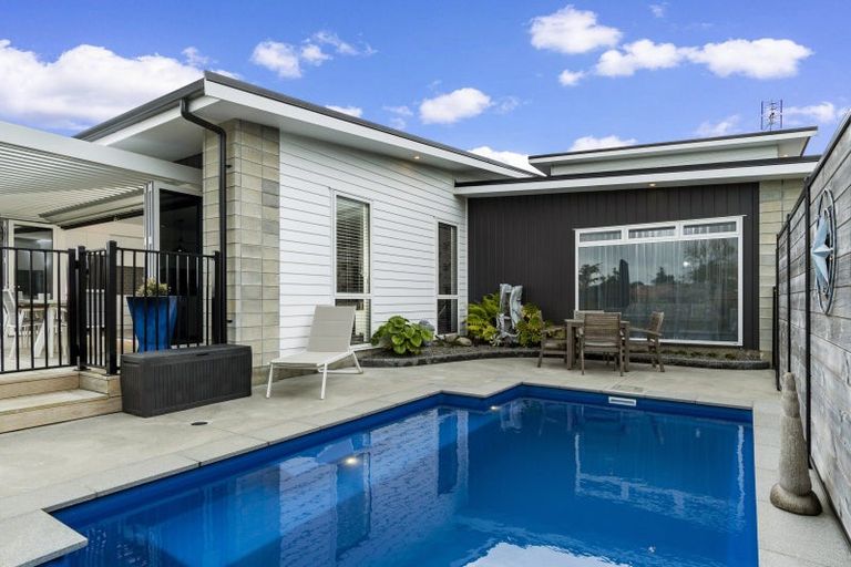 Photo of property in 103 Castlewold Drive, Bethlehem, Tauranga, 3110