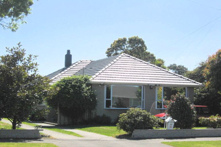 Photo of property in 43 Wilton Crescent, Bishopdale, Christchurch, 8053