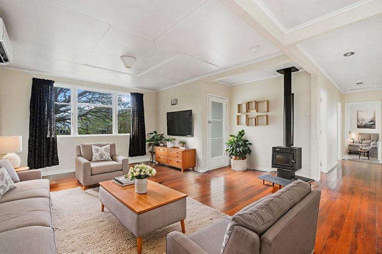 Photo of property in 23 Kent Street, Carterton, 5713