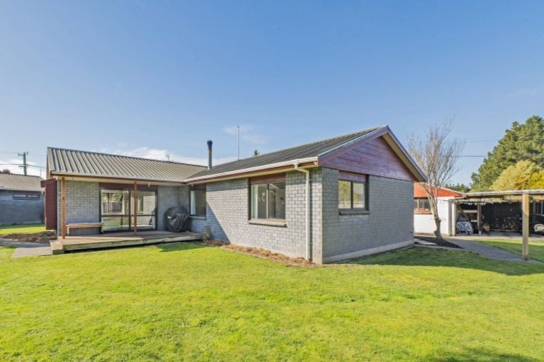 Photo of property in 69 Station Street, Leeston, 7632