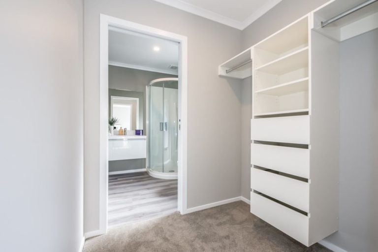 Photo of property in 347a Waiwhetu Road, Fairfield, Lower Hutt, 5011