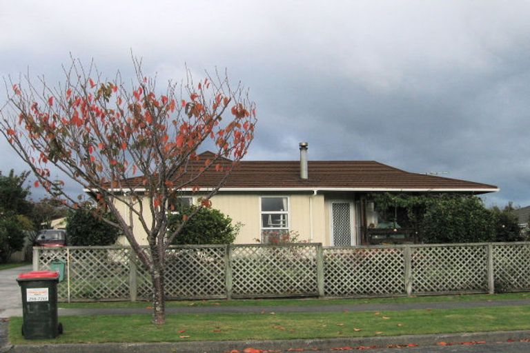 Photo of property in 26 Belvedere Avenue, Waikanae, 5036