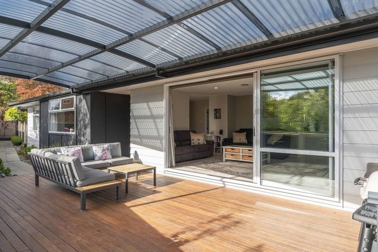 Photo of property in 15 Kurupae Road, Hilltop, Taupo, 3330