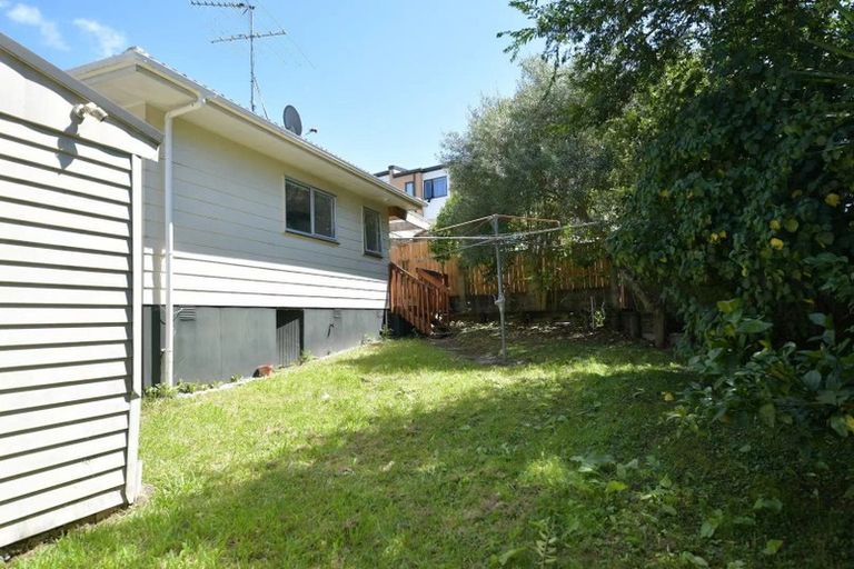 Photo of property in 12 Spargo Road, Massey, Auckland, 0614
